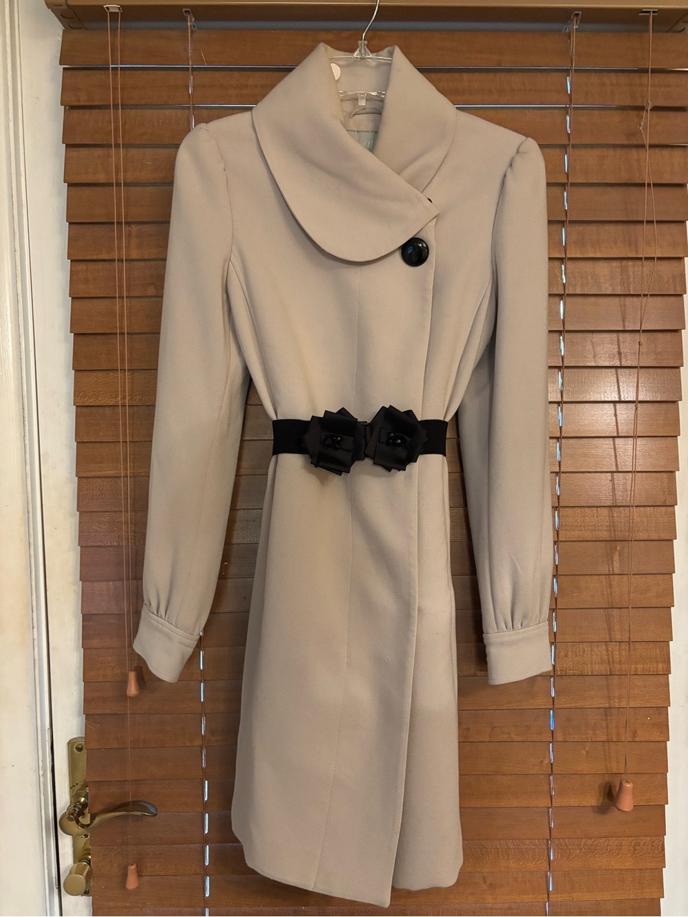 H&M Cream Long-Sleeve A-Line Dress Coat with Black Floral Belt